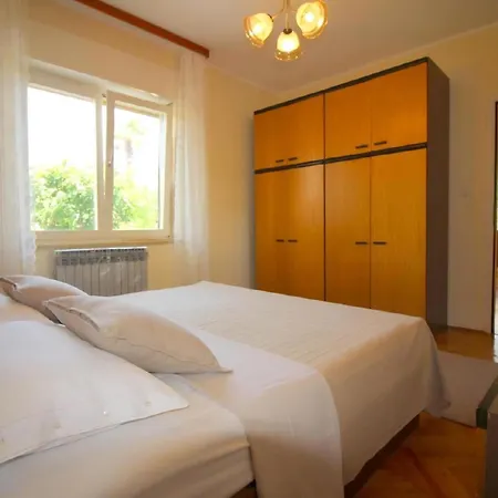 Apartment Tino Mit Garten In Strandnaehe *